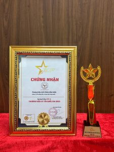 Quà Tặng Năm Châu Vinh Dự Đạt Top 10 Thương Hiệu Uy Tín Quốc Gia 2025 Tại Diễn Đàn Phát Triển Kinh Tế Và Chống Hàng Giả