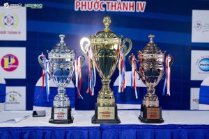 Cúp Vinh Danh Của Quà Tặng Năm Châu