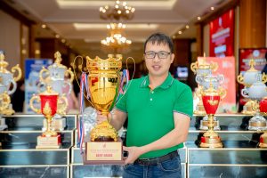 Sản phẩm Cúp của Quà Tặng Năm Châu